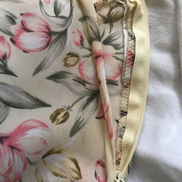 Wet seal , long skirt,size 7-8, multicolor floral - Picture 9 of 15